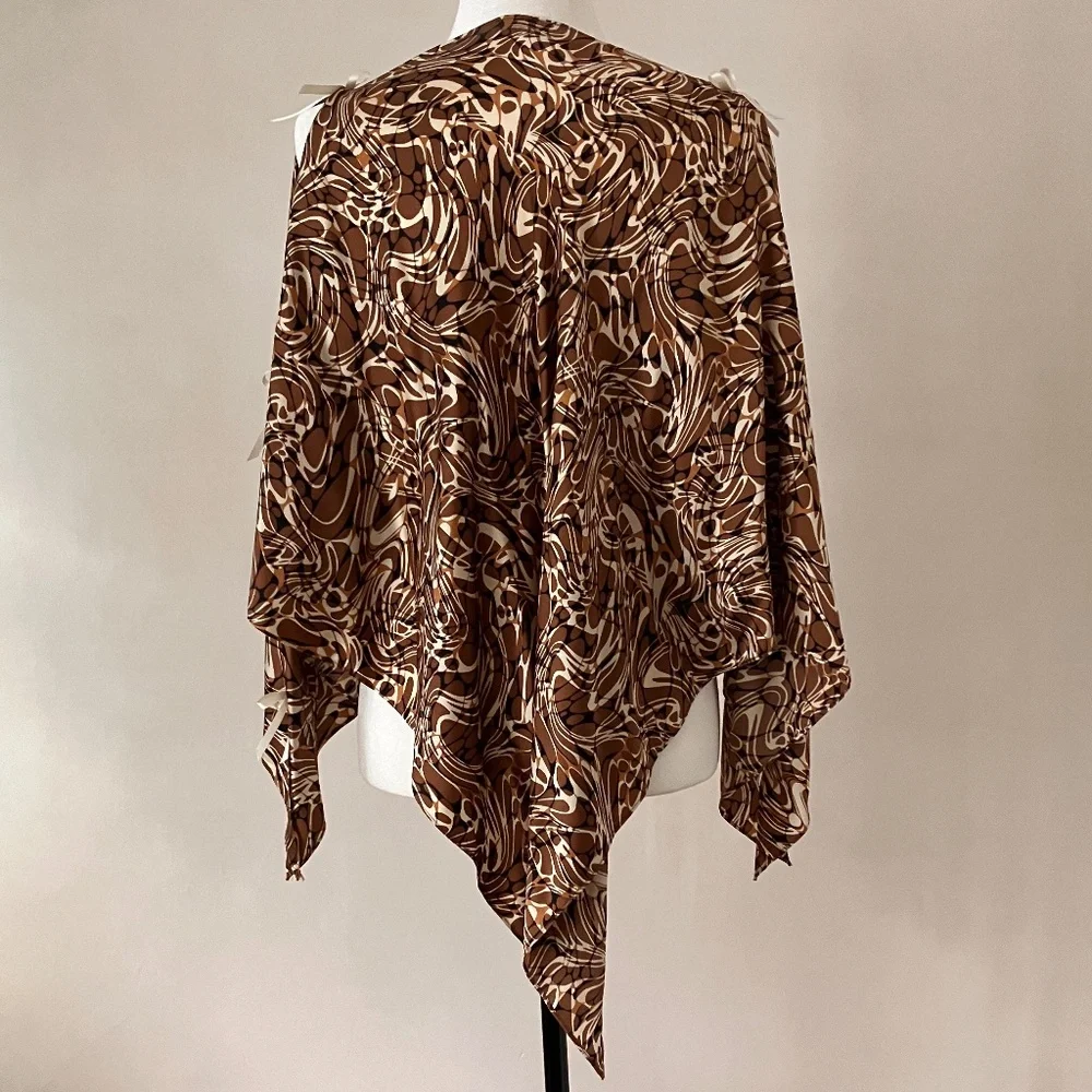SILK HOLT RENFREW TOP - Picture 12 of 16